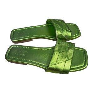 Seychelles Portland Metallic Green Leather Slide Sandals Women’s Size 7 Chic